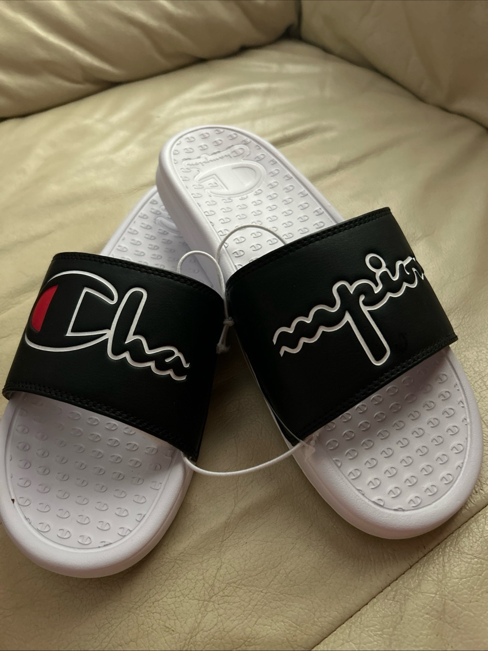 Champion Men’s Slide Sandals Size 7 White-Black Lightweight Slip-On Style New!